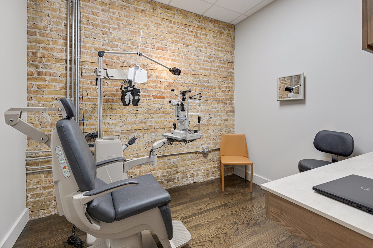 Eye exam room at Eversee Boutique Eyecare in Winnetka IL
